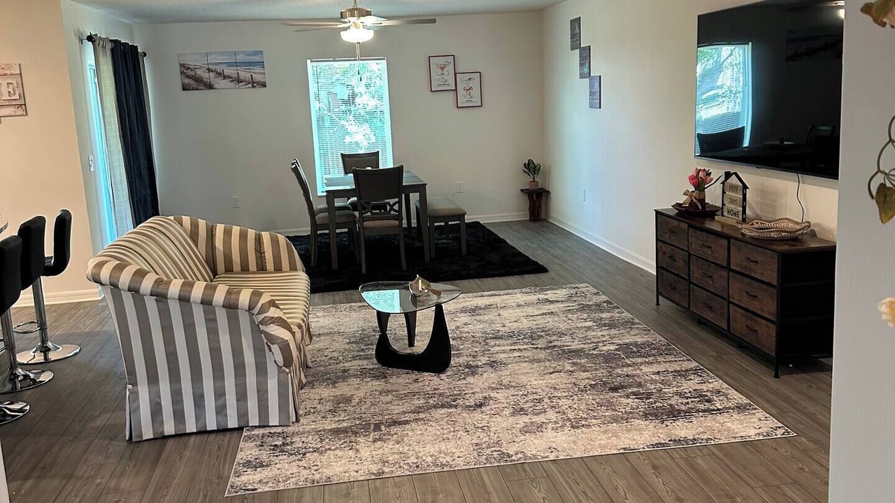 Photo of Livingroom in Vero Lake Estates