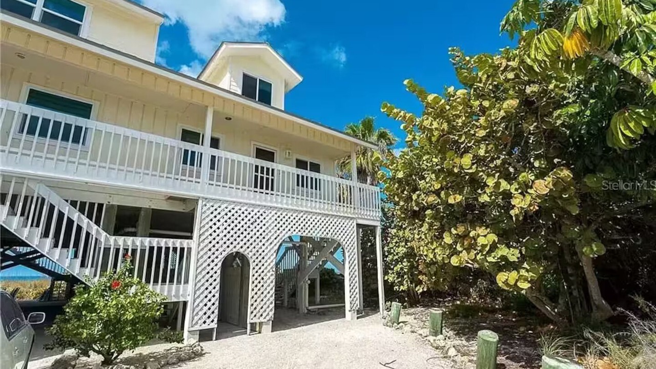 Photo of Outdoor in Palm Island