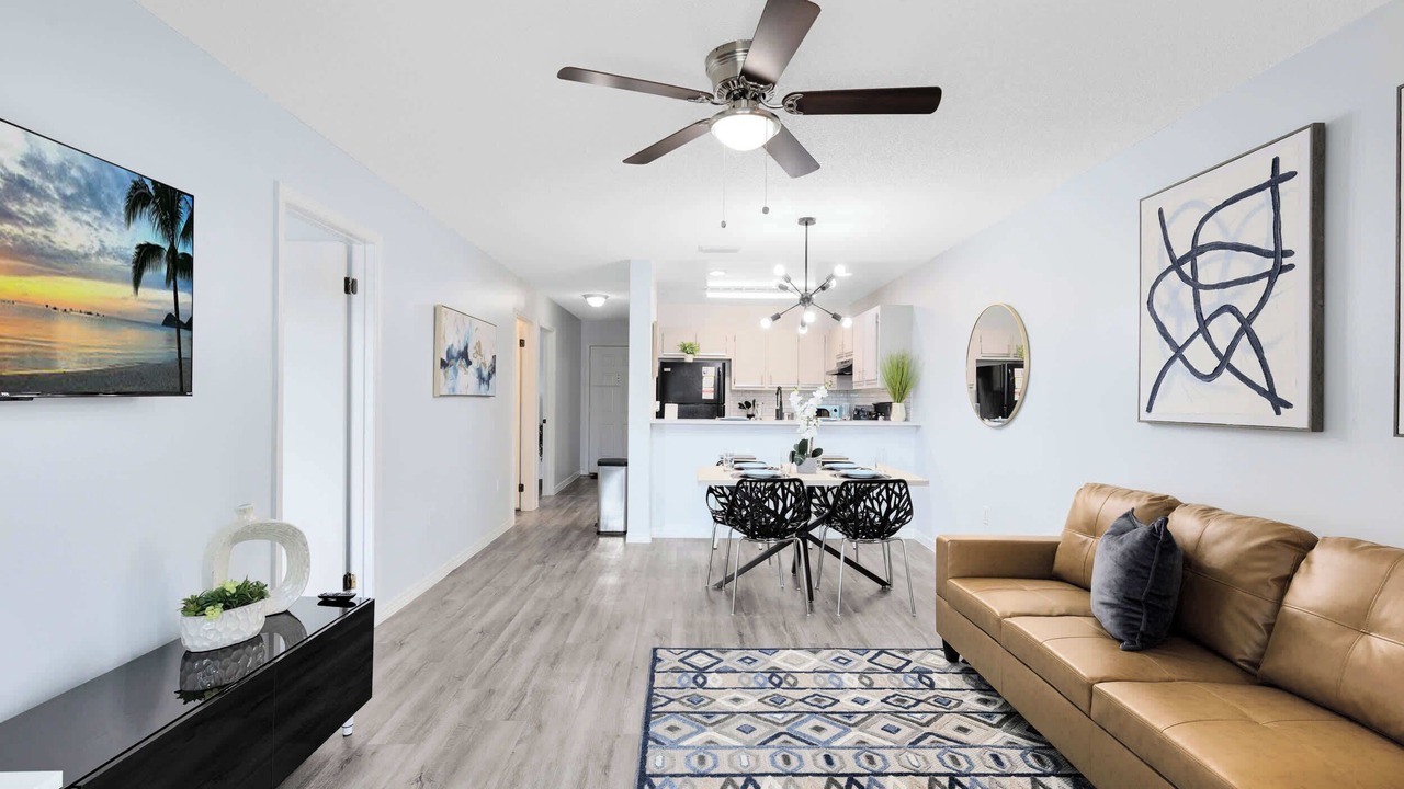 Photo of Livingroom in Titusville