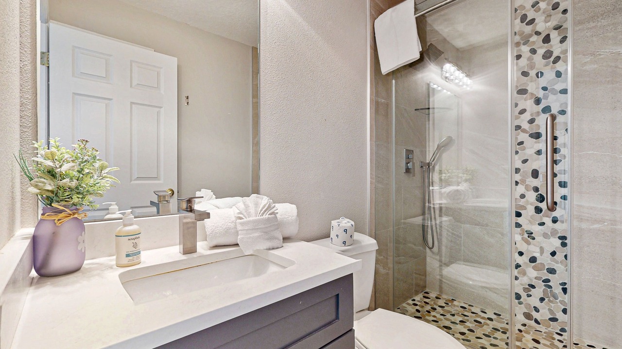 Photo of Bathroom in Highgate Park