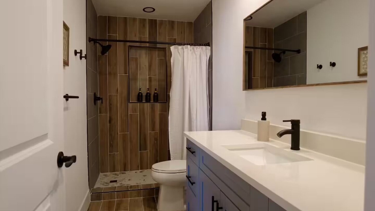 Photo of Bathroom in Memphis