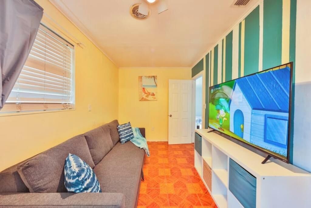 Photo of Livingroom in Hollywood Hills