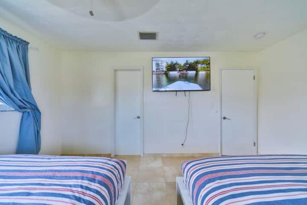 Photo of Bedroom in Hollywood Hills