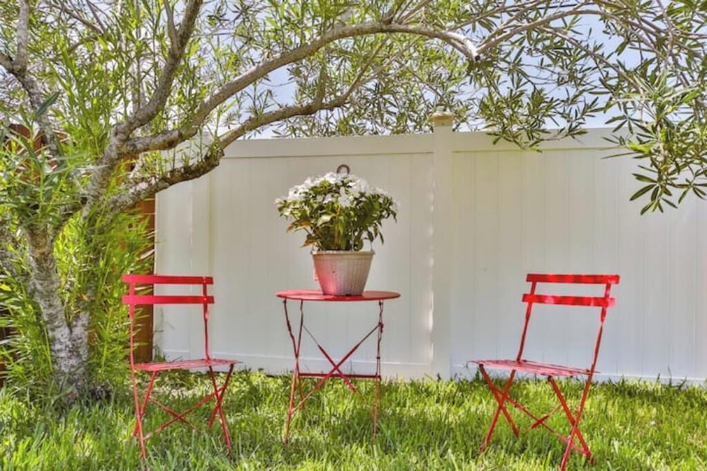 Photo of Patio Balcony in Hollywood Hills