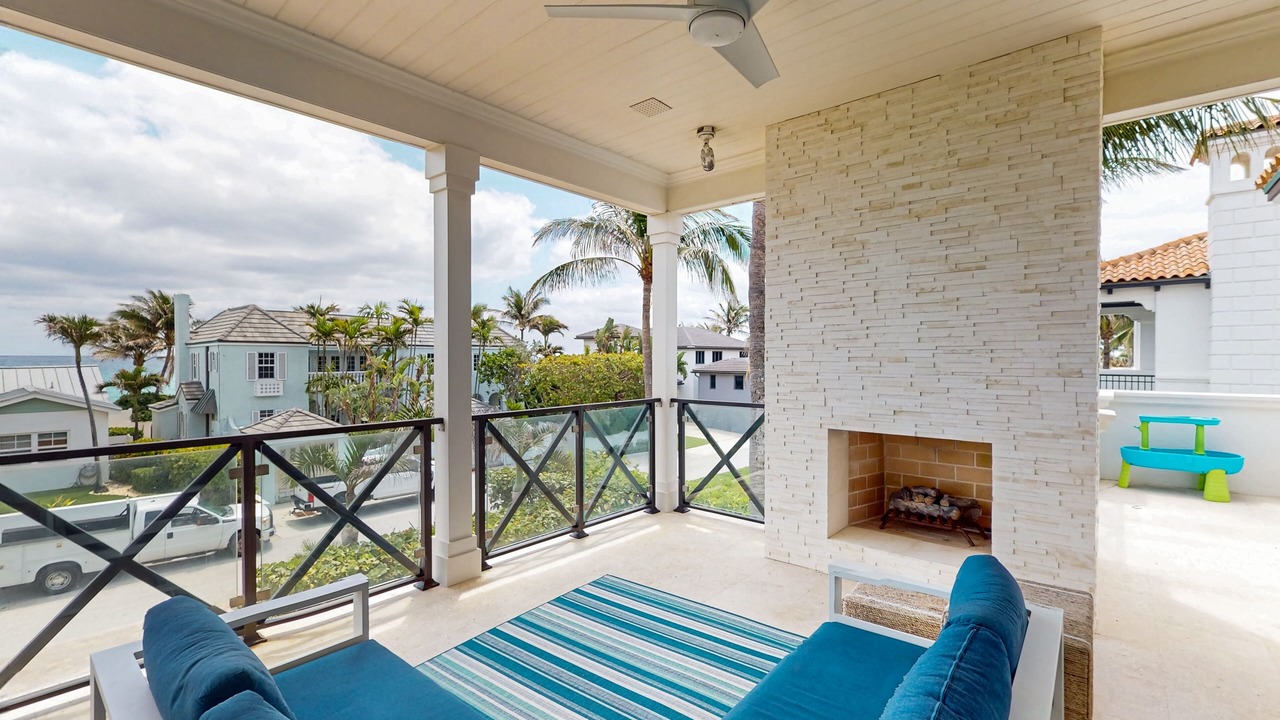 Photo of Patio Balcony in Ocean Ridge