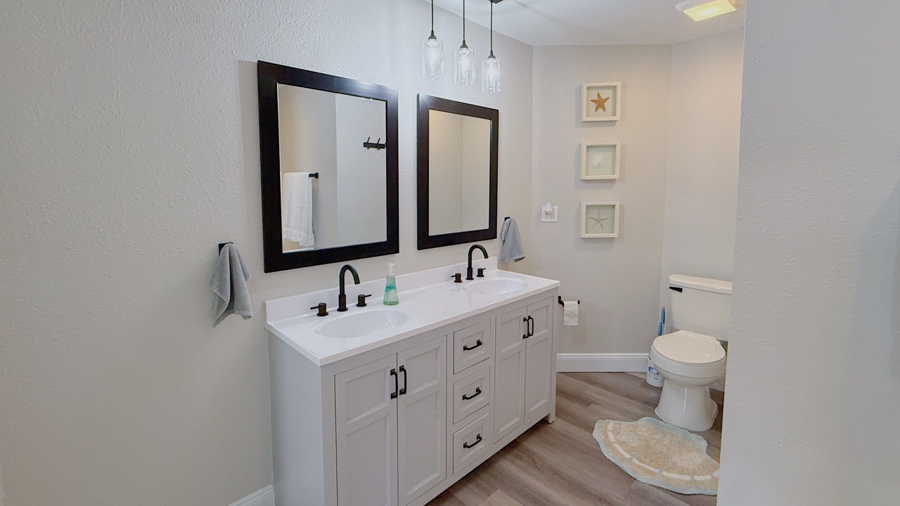 Photo of Bathroom in South Daytona