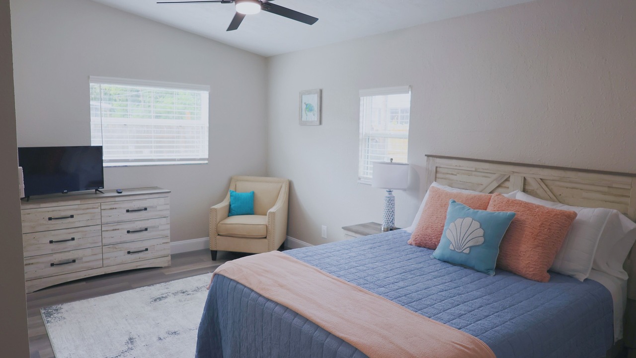 Photo of Bedroom in South Daytona