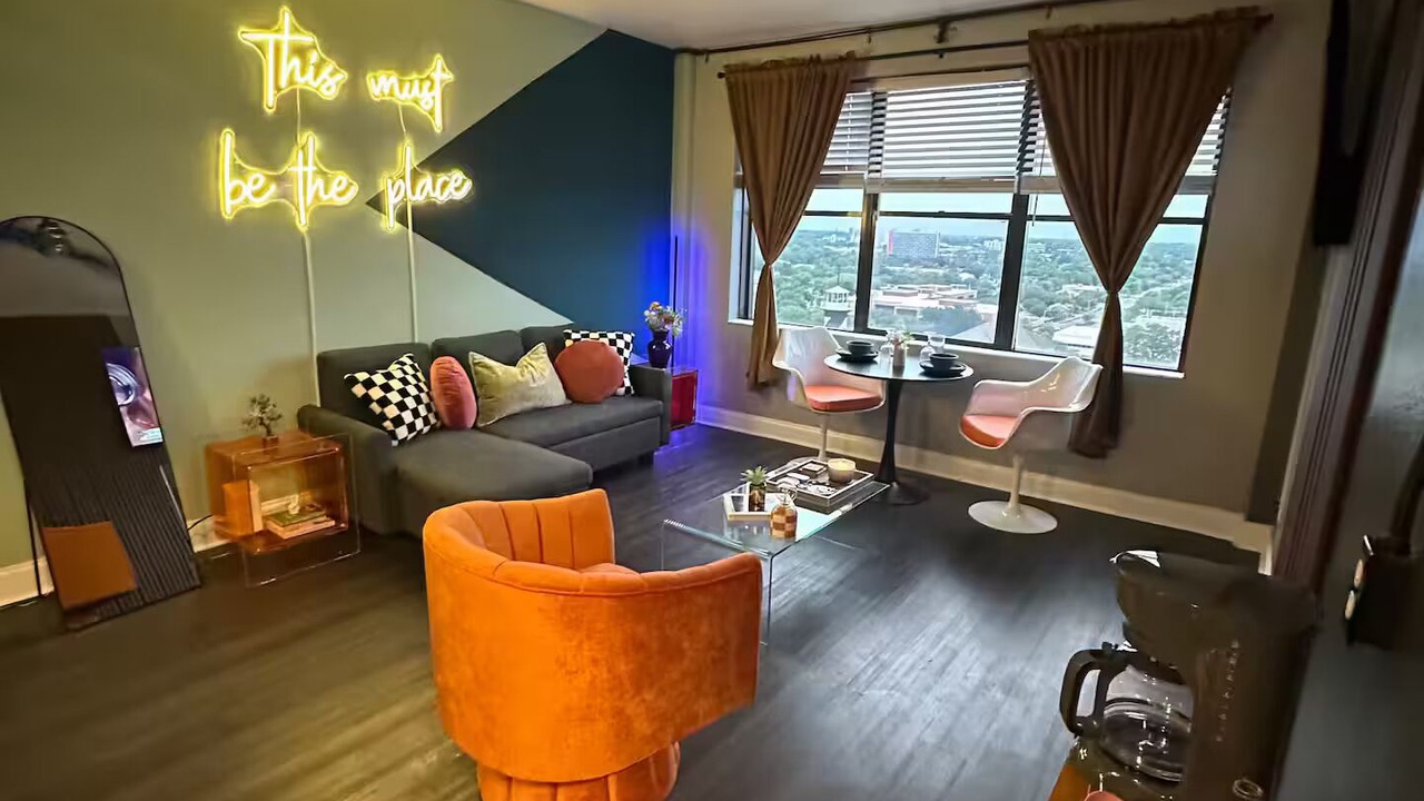 Photo of Livingroom in Downtown Jacksonville