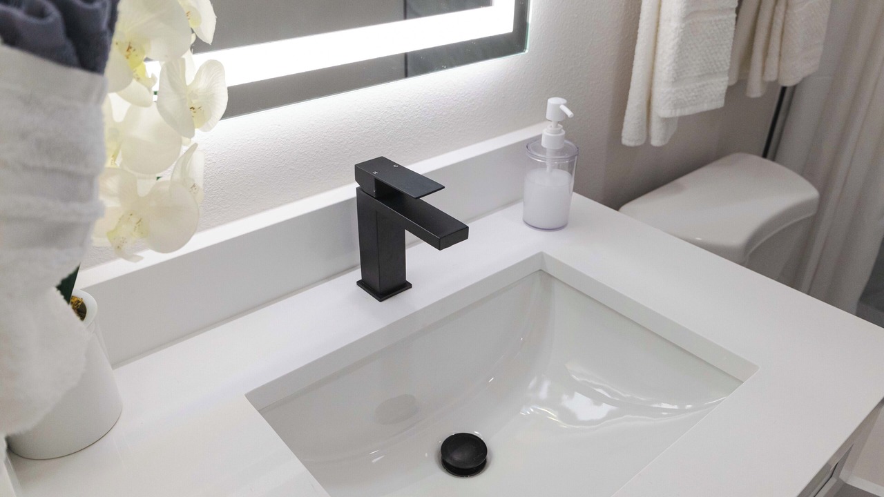 Photo of Bathroom in Brooksville
