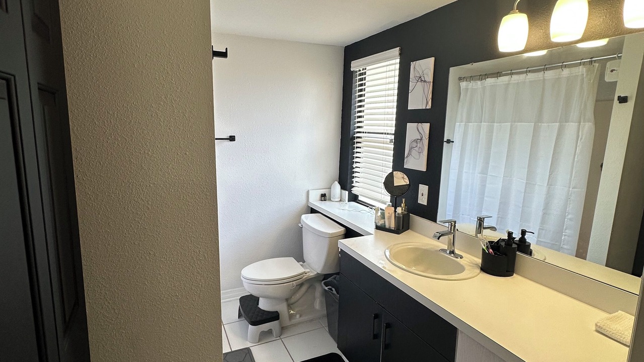 Photo of Bathroom in Fairvilla