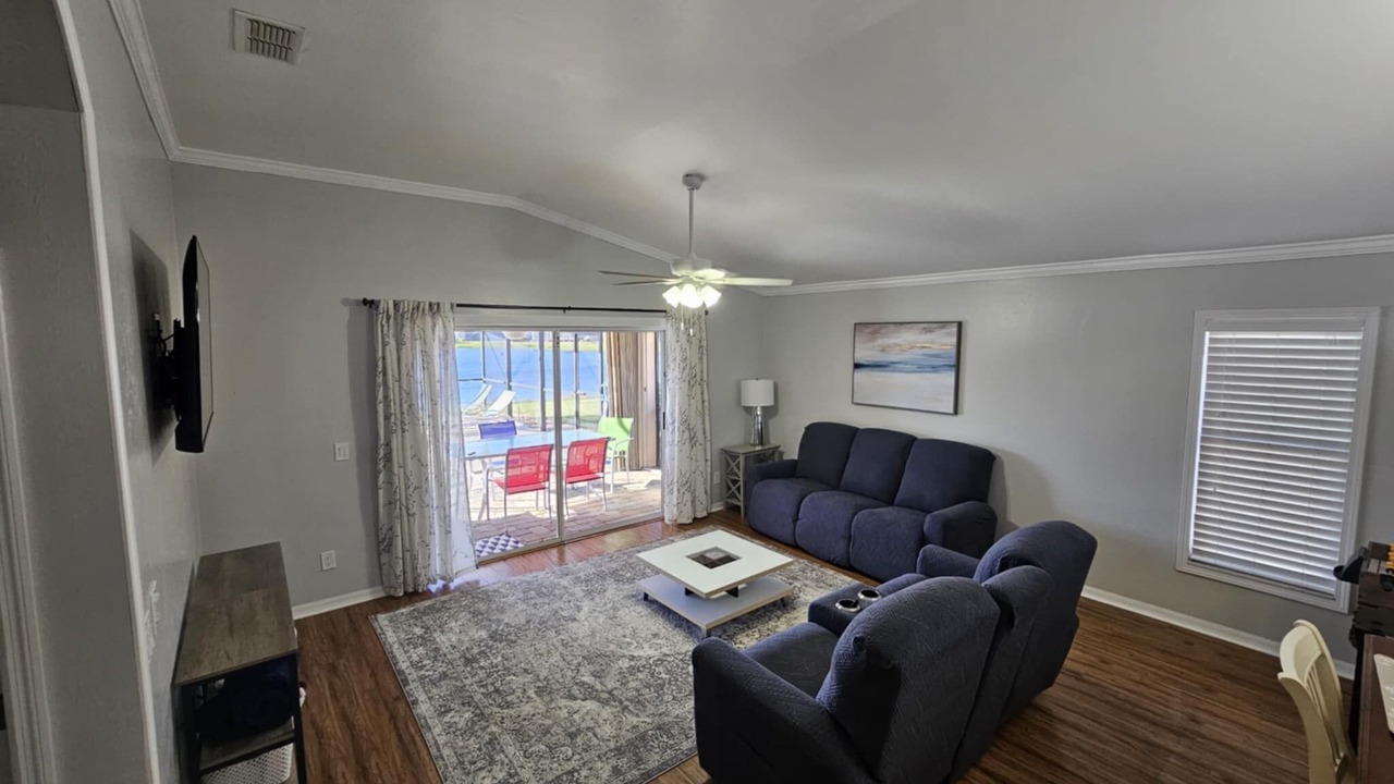 Photo of Livingroom in Beachwalk Isles