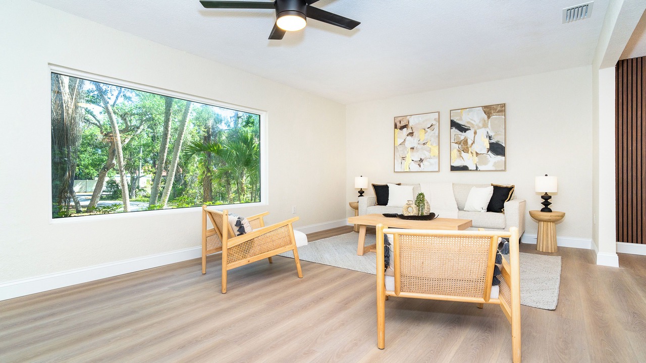 Photo of Livingroom in Laurel
