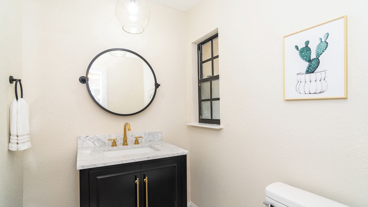 Photo of Bathroom in Laurel
