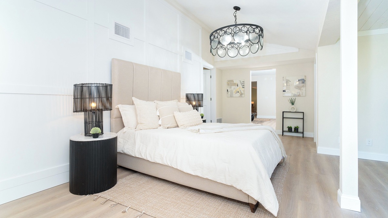 Photo of Bedroom in Laurel