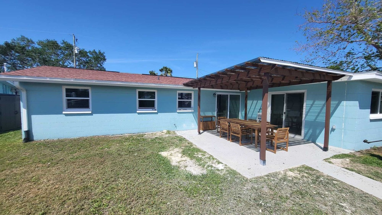 Photo of Outdoor in Hudson Beach Estates