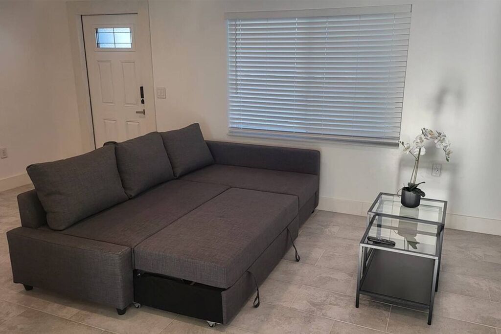 Photo of Livingroom in Hudson Beach Estates