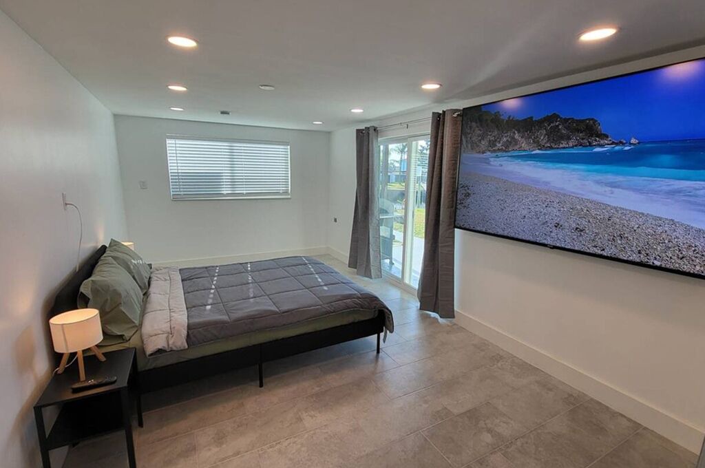 Photo of Bedroom in Hudson Beach Estates