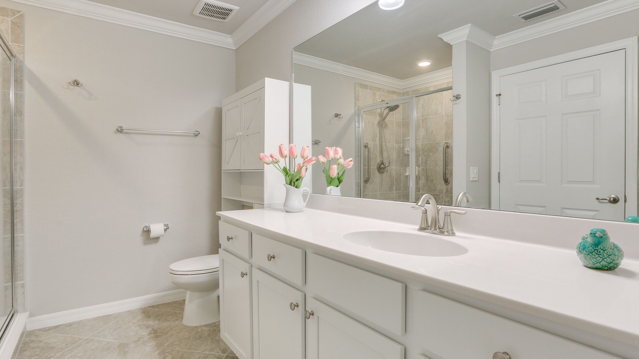 Photo of Bathroom in Pelican Preserve
