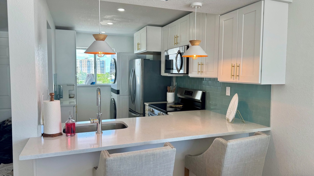 Photo of Kitchen in Laguna Shores