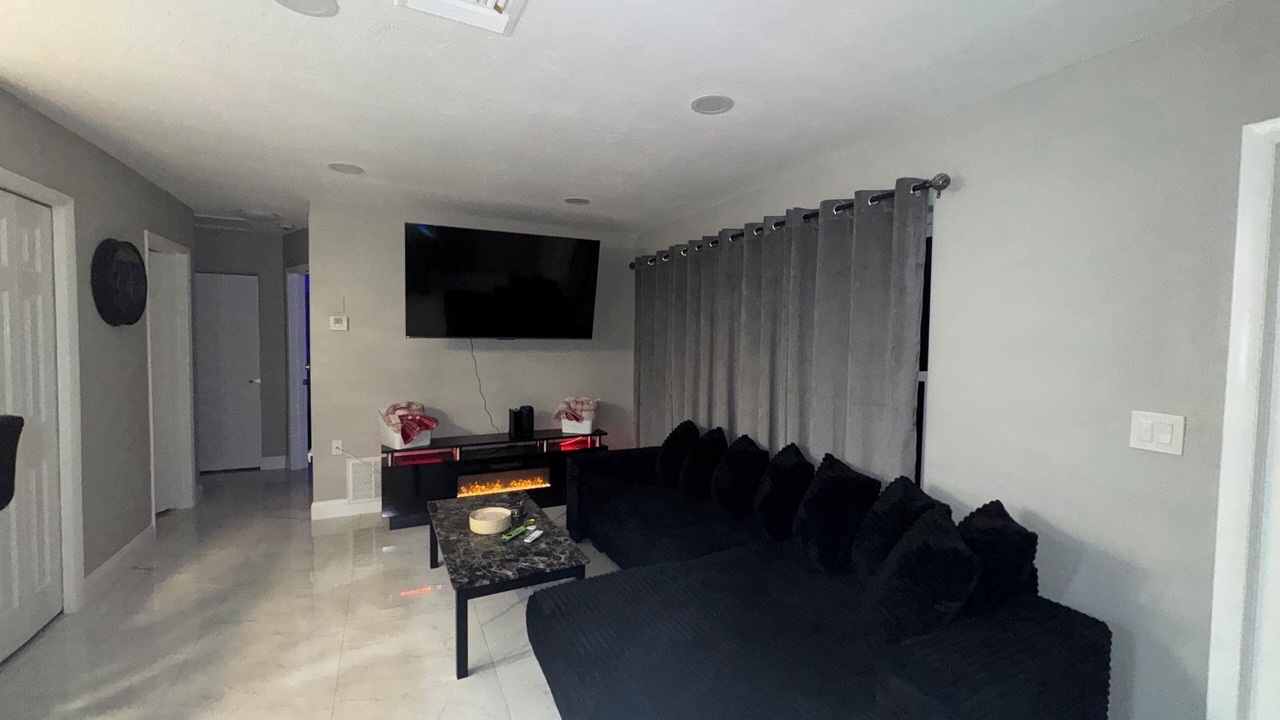 Photo of Livingroom in Spring Hill