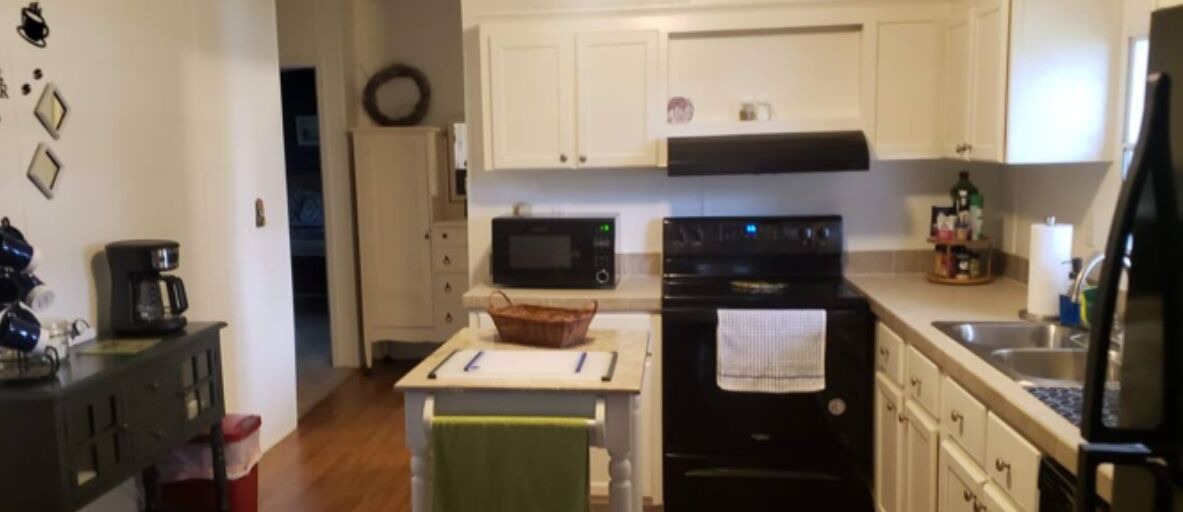 Photo of Kitchen in Taylor Creek