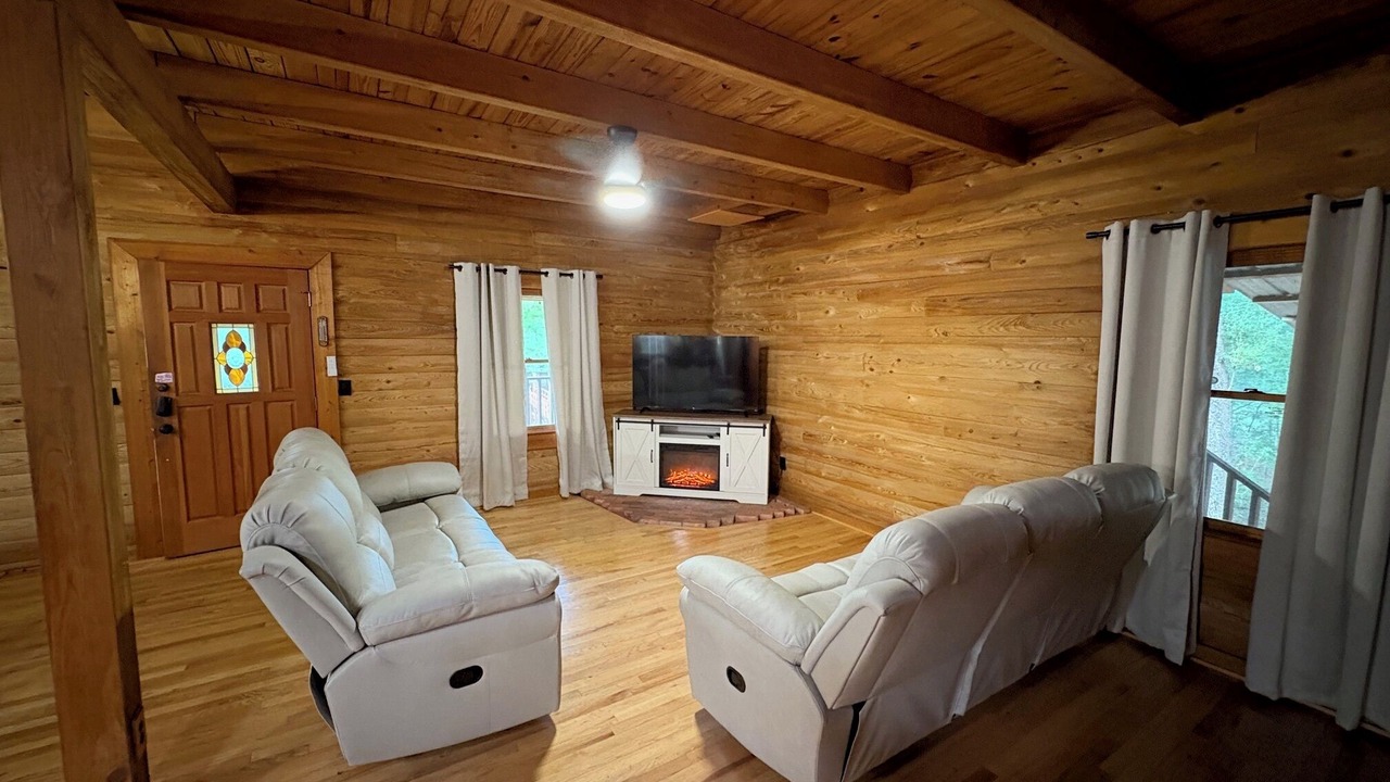 Photo of Livingroom in Branford