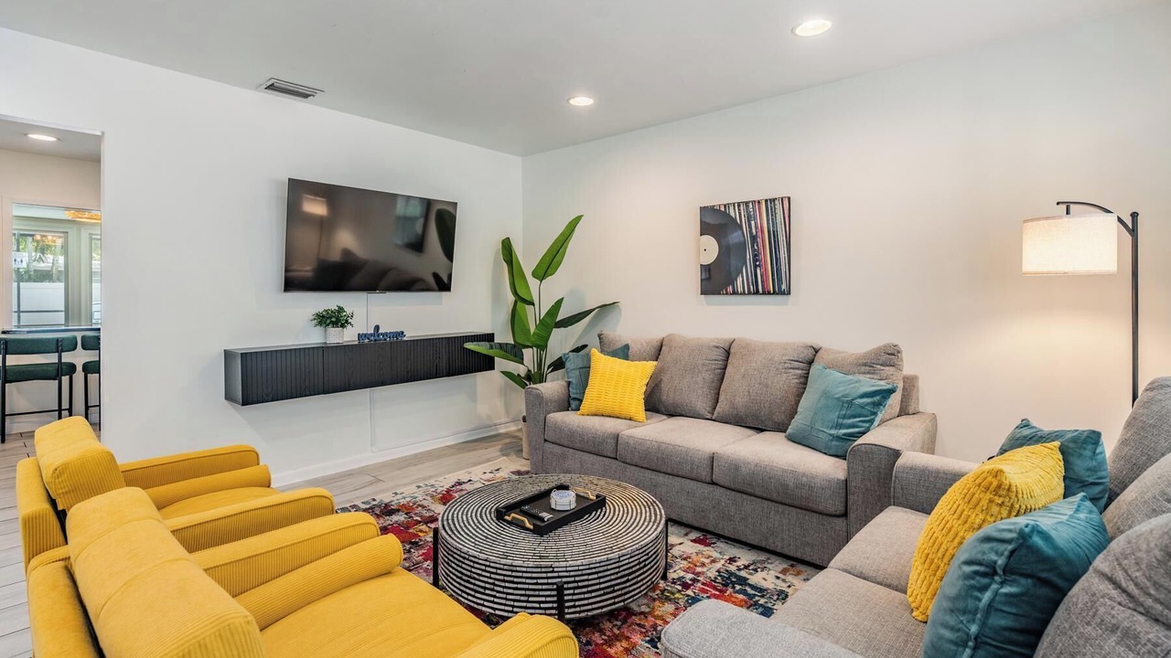 Photo of Livingroom in Beach Park