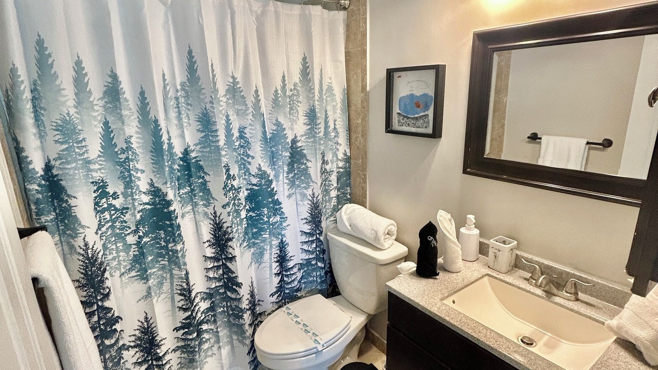 Photo of Bathroom in Lauderdale-by-the-Sea