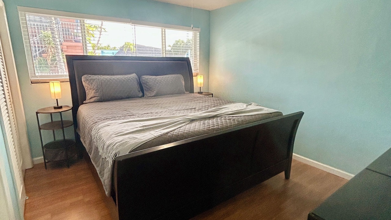 Photo of Bedroom in Lauderdale-by-the-Sea