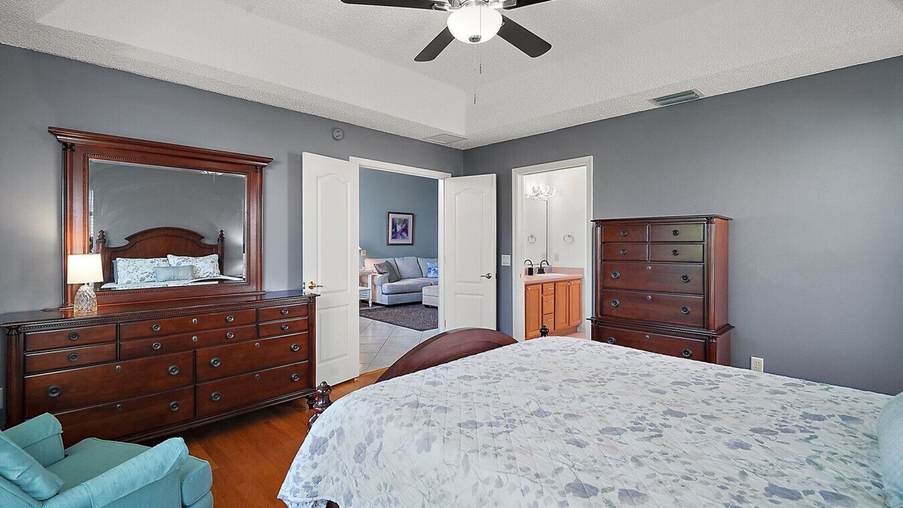 Photo of Bedroom in Glenbrook