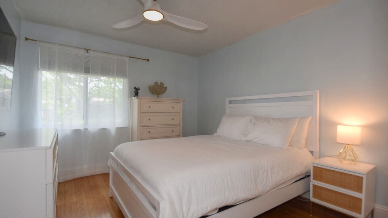 Photo of Bedroom in University Drive