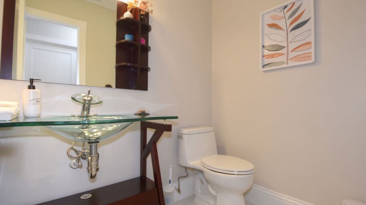 Photo of Bathroom in University Drive