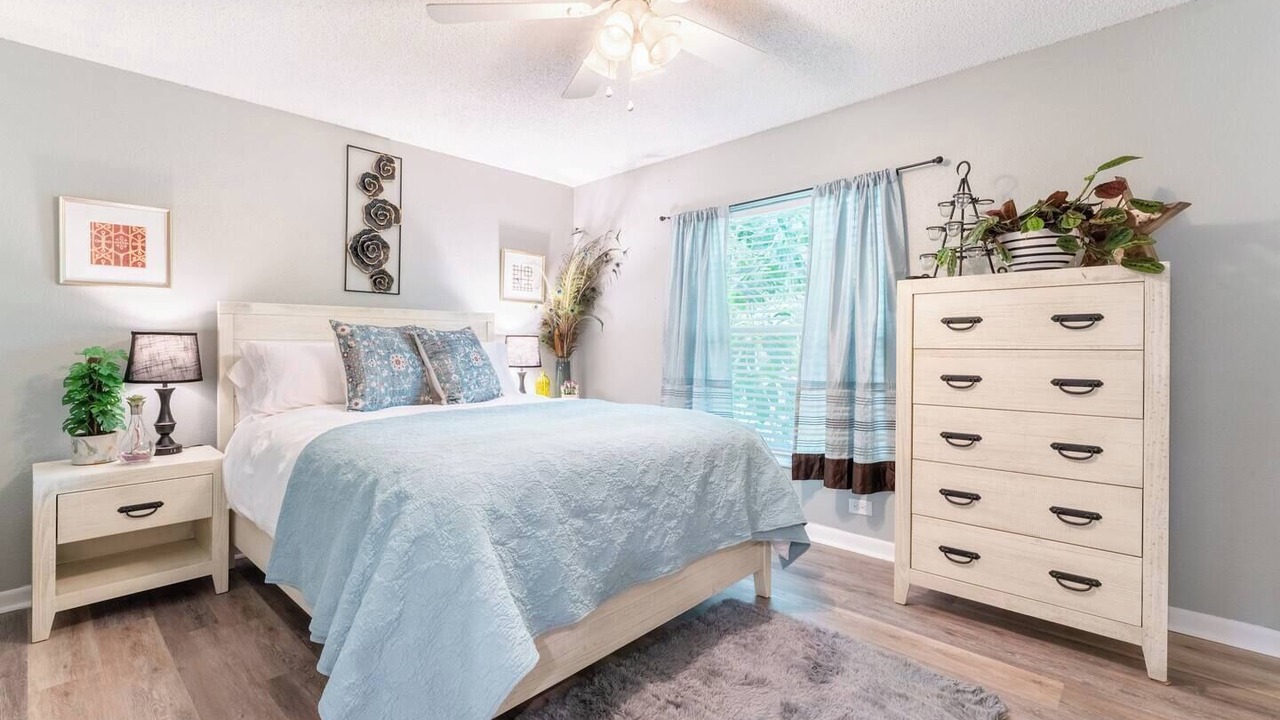 Photo of Bedroom in Courier City - Oscawana