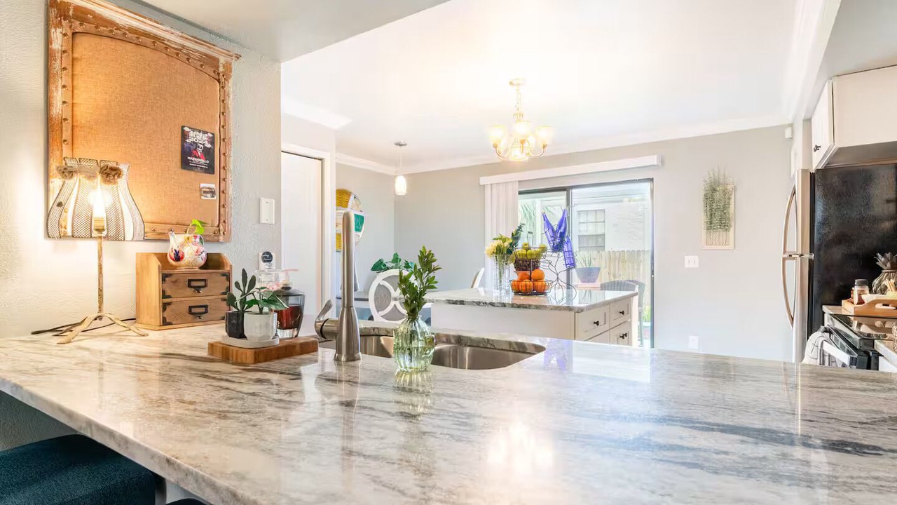 Photo of Kitchen in Courier City - Oscawana