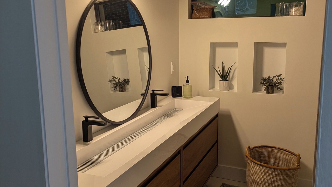 Photo of Bathroom in Crescent Lake
