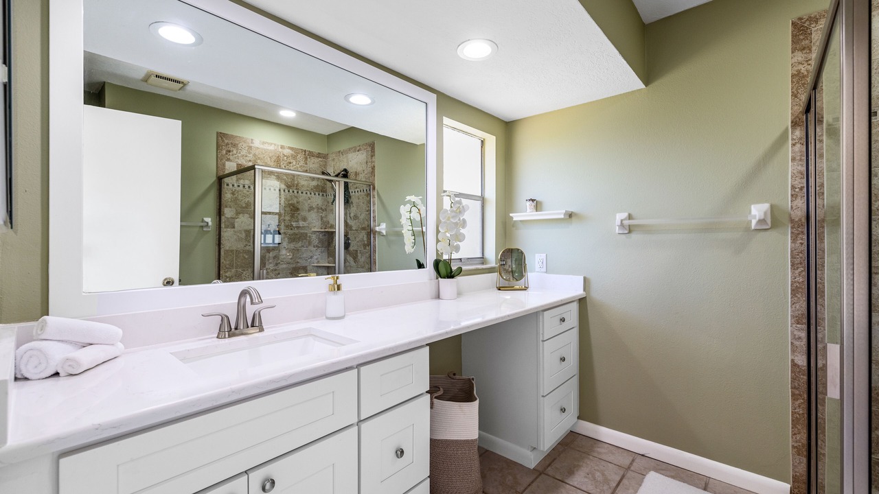 Photo of Bathroom in Interchange Square