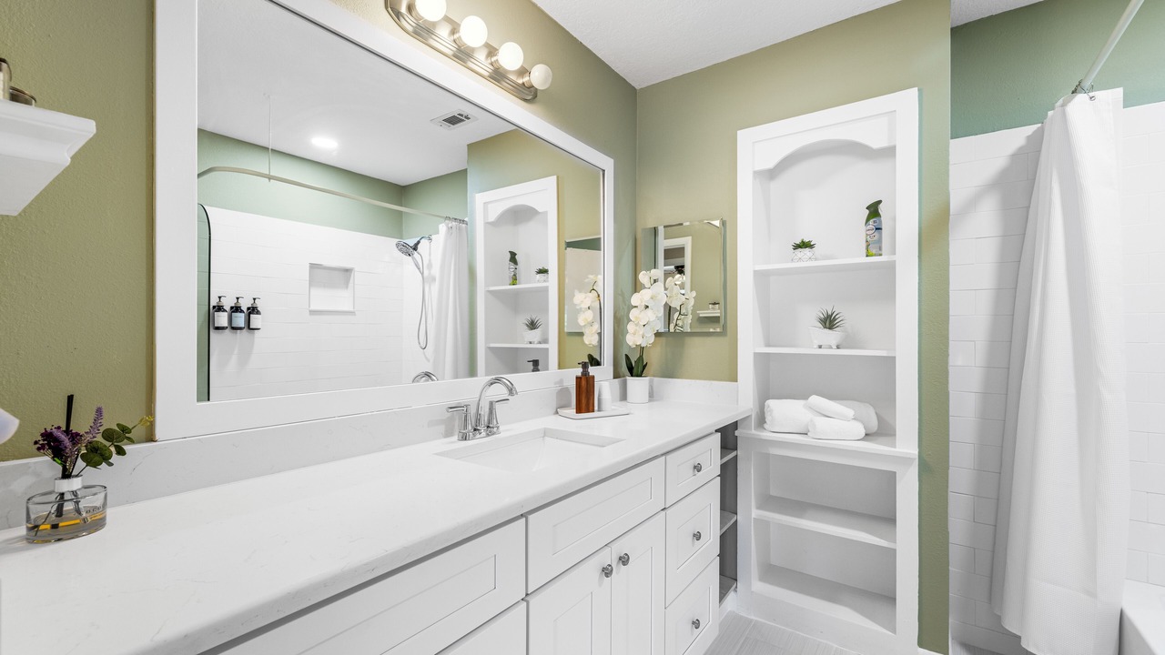 Photo of Bathroom in Interchange Square