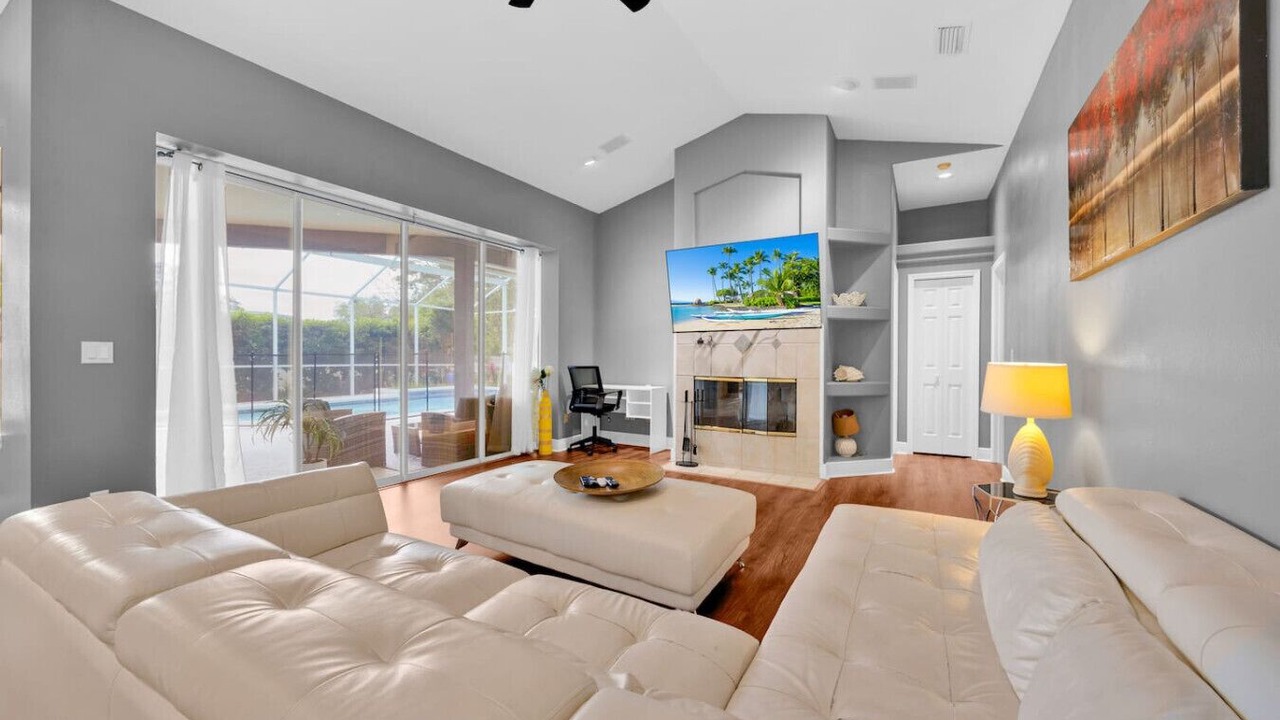 Photo of Livingroom in Forest City