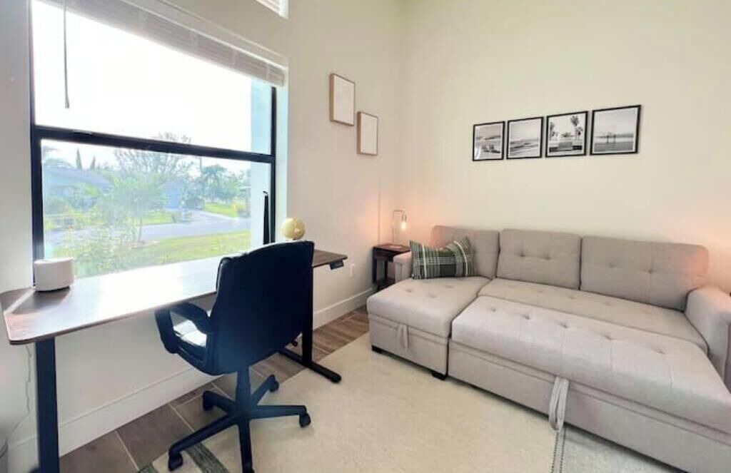 Photo of Livingroom in South Venice