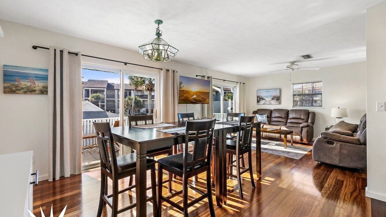 Photo of Others in Surfcrest Village