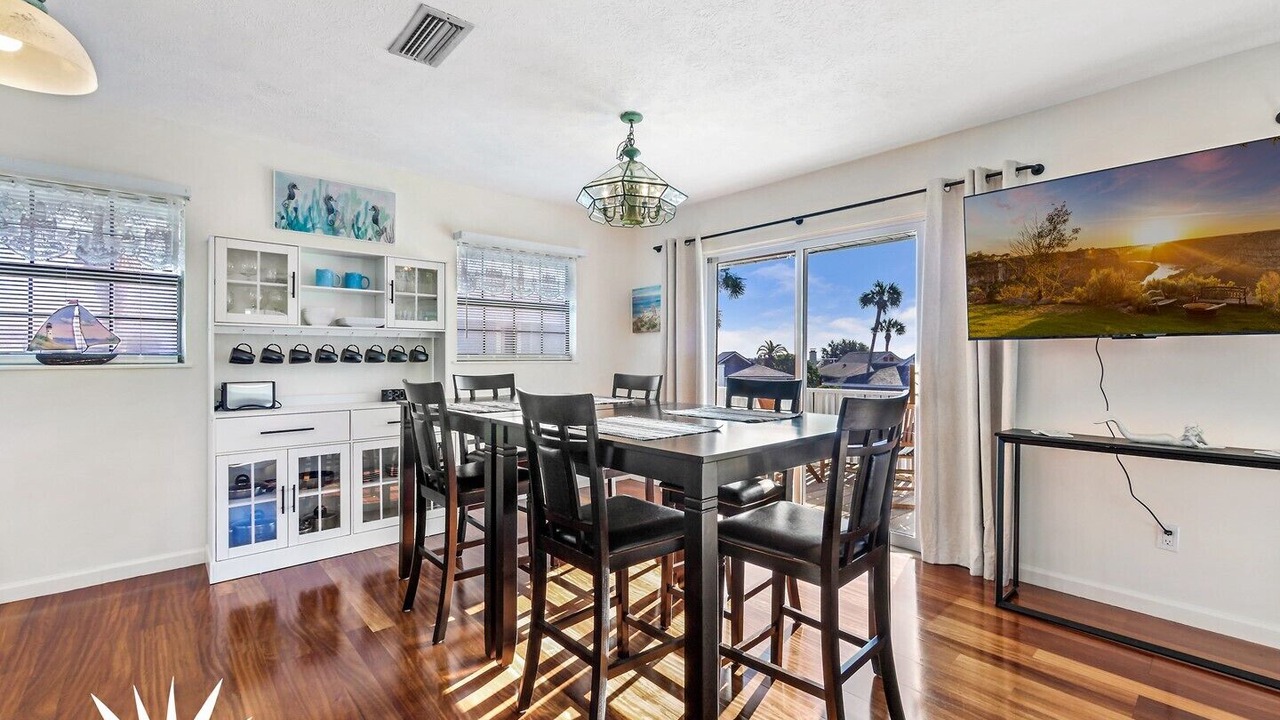 Photo of Others in Surfcrest Village