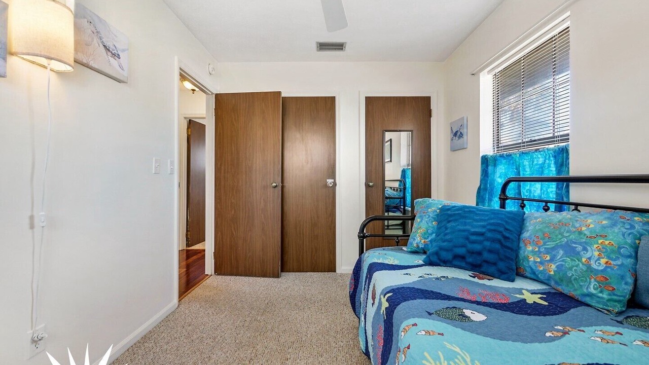Photo of Others in Surfcrest Village