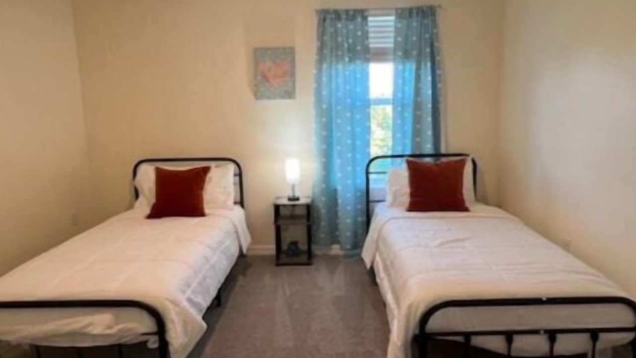 Photo of Bedroom in Wesley Chapel