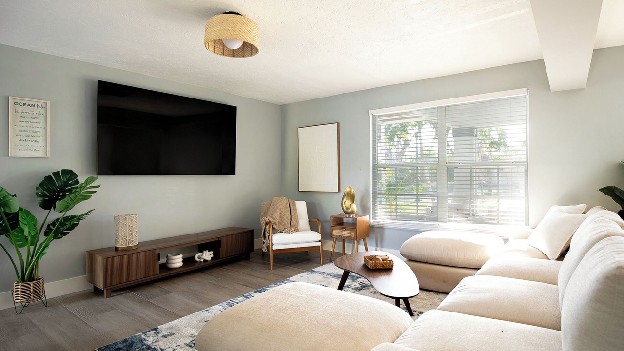 Photo of Livingroom in Redevelopment Area