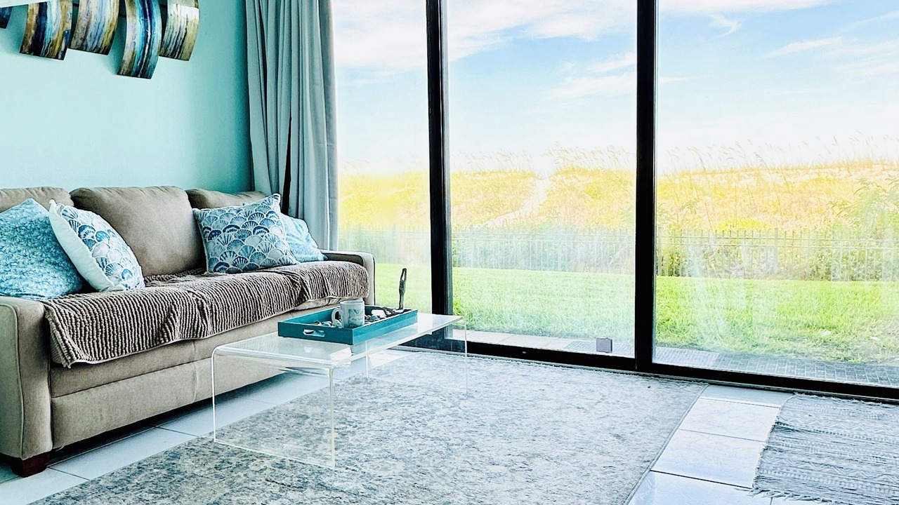 Photo of Livingroom in Jacksonville