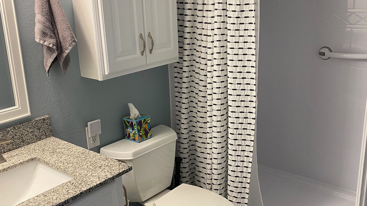 Photo of Bathroom in Cypress Lake
