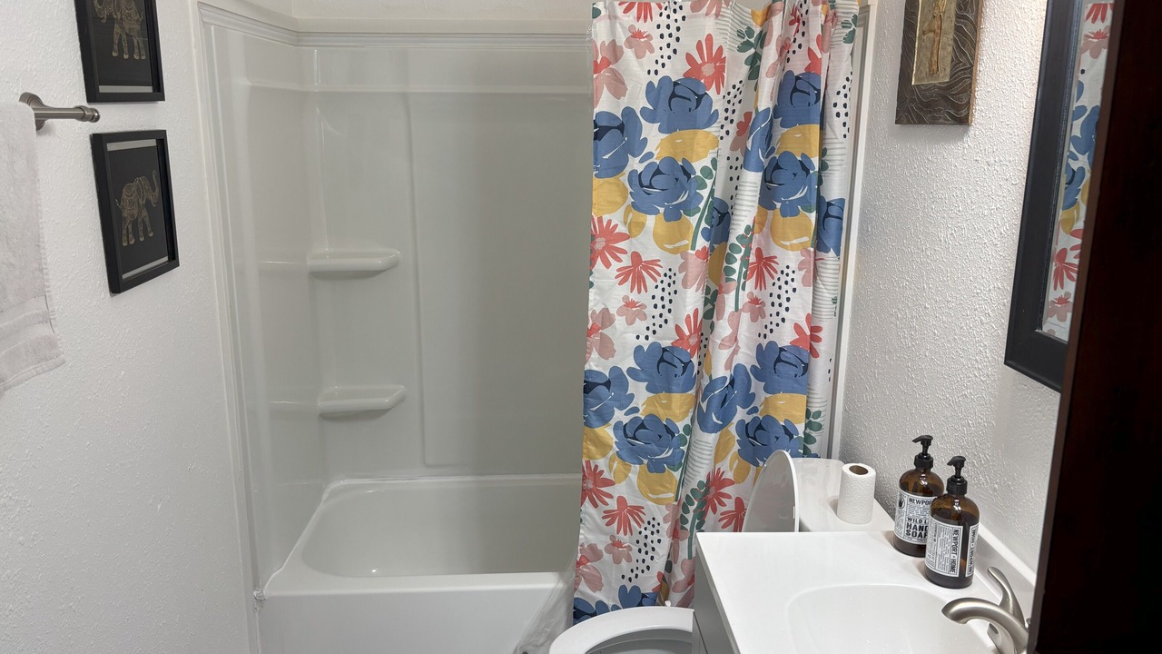 Photo of Bathroom in Gulf Breeze