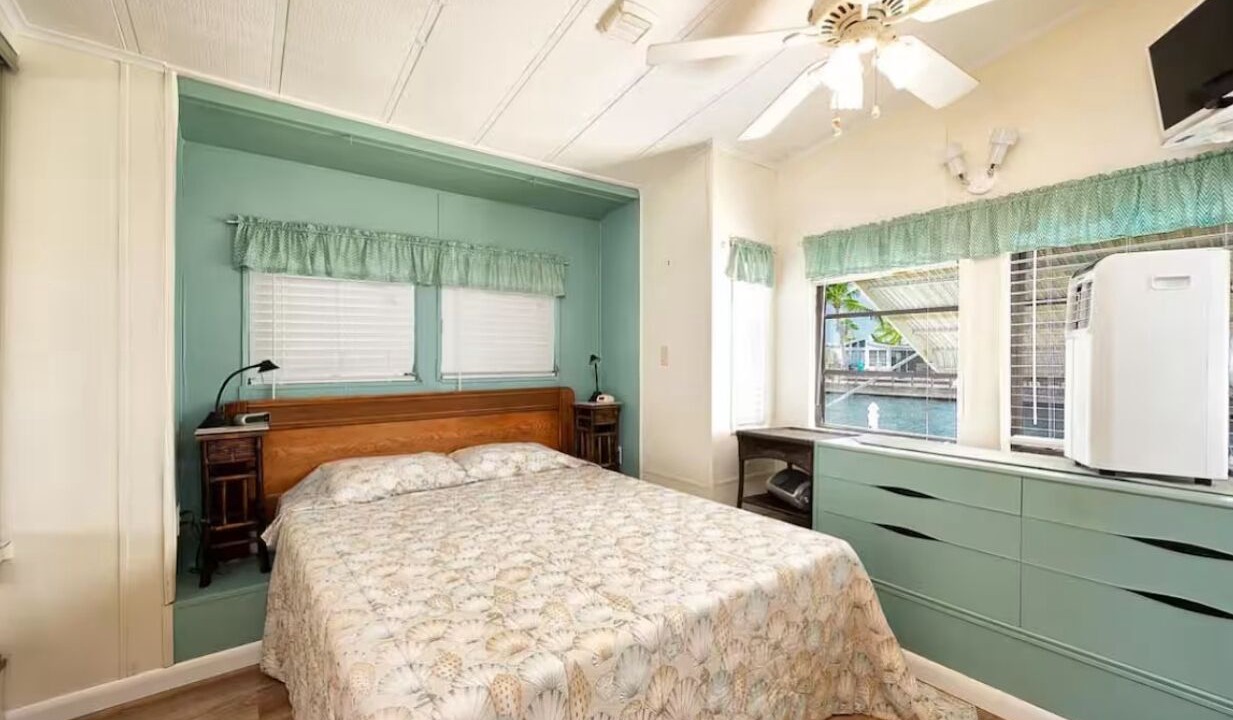 Photo of Bedroom in Big Coppitt Key