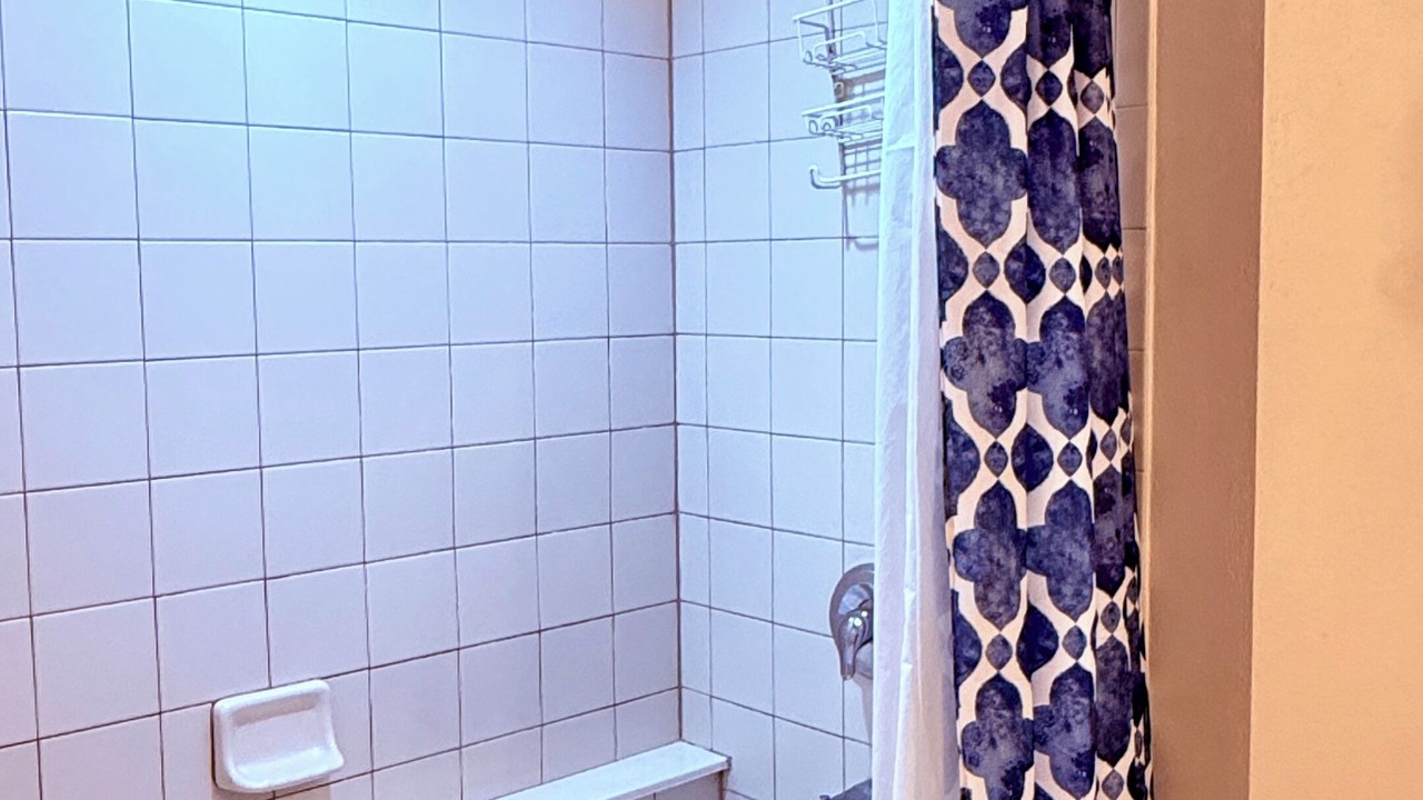 Photo of Bathroom in Ortona Park