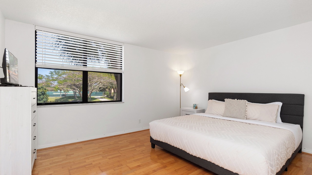 Photo of Bedroom in Tropic Palms